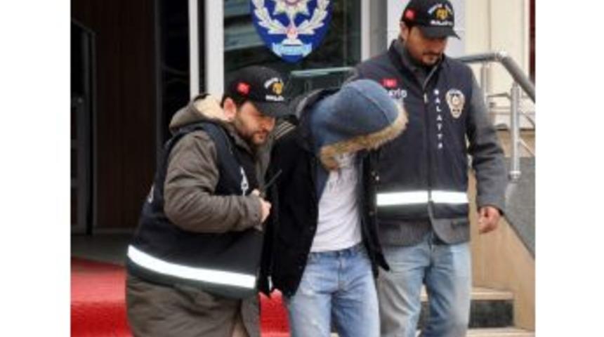 Televizyonları Battaniyeye Sarıp &Ccedil;aldılar