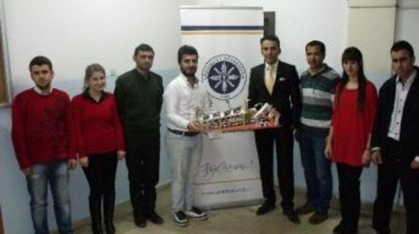 &Ccedil;myo &Ouml;ğrencilerinden Altın Projeler