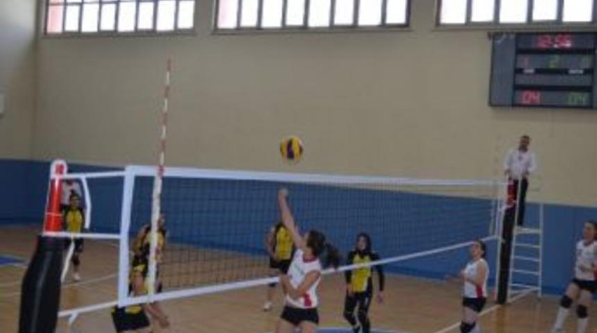 Liseliler Filede Buluştu