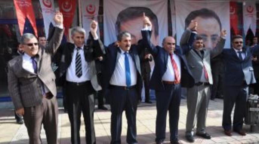 Destici'den Milletvekillerinin Serbest Kalmasına Tepki: Bu Ayıp Yeter