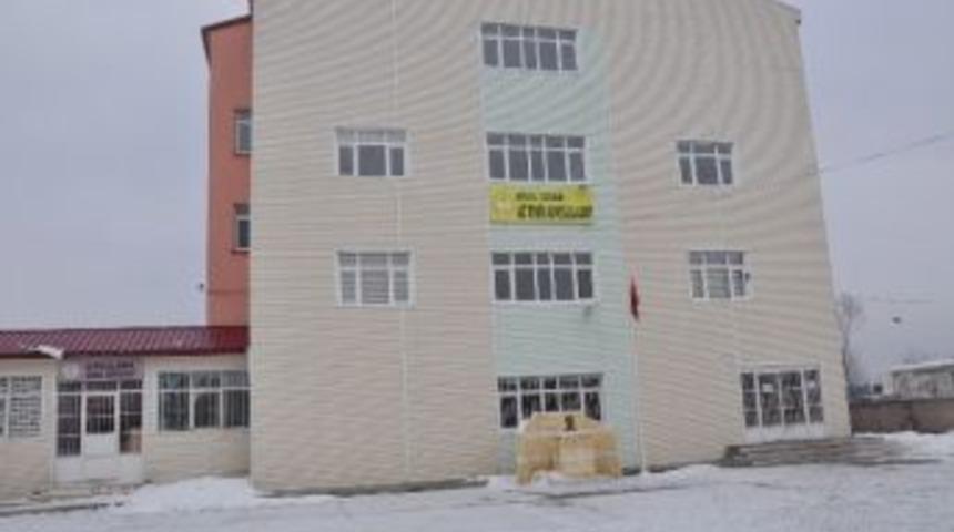 Tatvan'da Son Bir Haftada 4 Okul Soyuldu