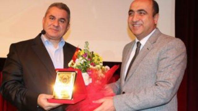 "Eşinizle Konuşun, Bir Sıkıntınız Olduğunda Eve Gidin"