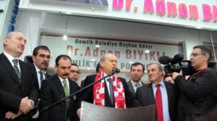 Mhp Lideri Bah&ccedil;eli, Se&ccedil;im B&uuml;rosunu A&ccedil;tı