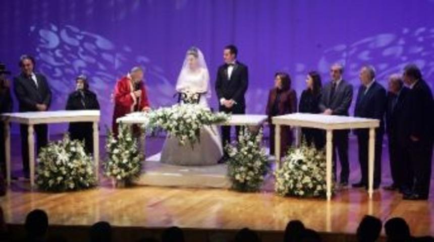 Bakanlar Nikah T&ouml;renine Katıldı