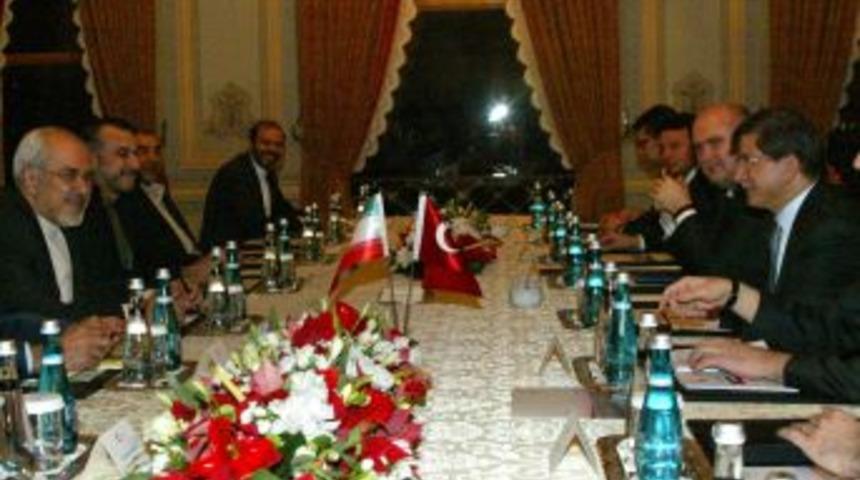 Davutoğlu-Zarif G&ouml;r&uuml;şmesi Başladı