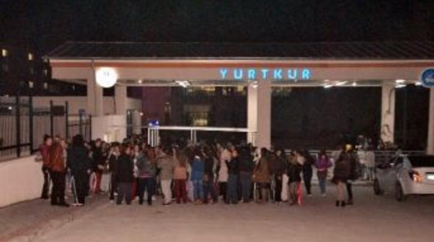 Aydın&rsquo;da &Uuml;niversiteli Kızlardan G&uuml;venlik Eylemi