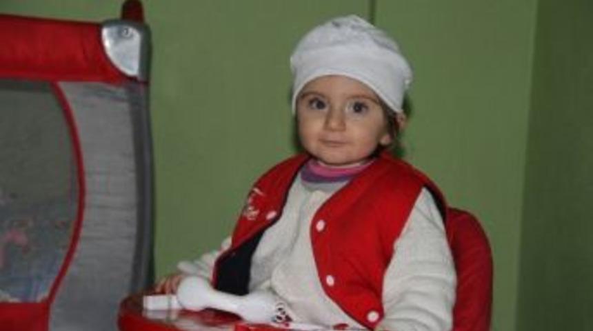 (&ouml;zel Haber) Ağlama Sesiyle, Anne Ve Babası İle Doğmamış Kardeşini &Ouml;l&uuml;m Uykusundan Uyandırdı