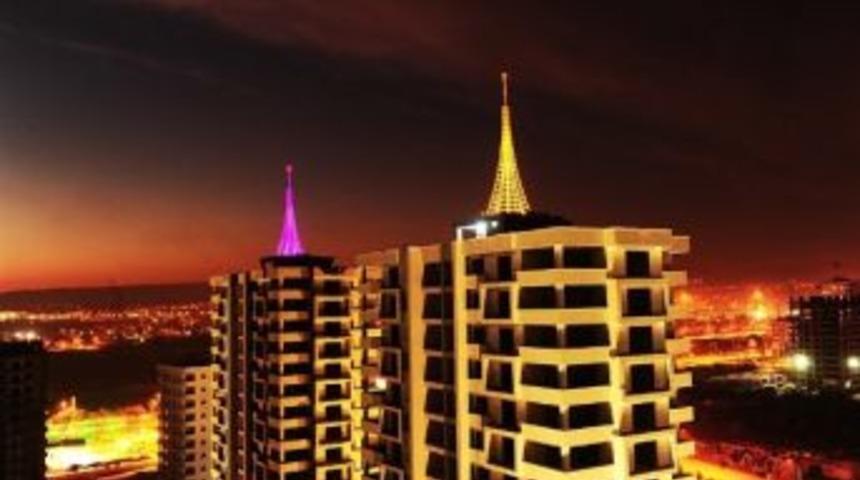 "eyfel Kulesi" Adana&rsquo;da