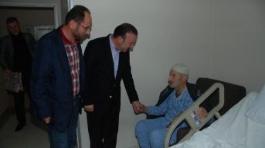 Başkan Doğan'ın Hasta Ziyaretleri S&uuml;r&uuml;yor