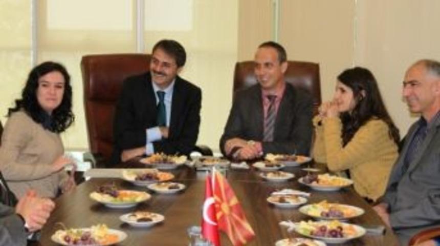 Serdivan&rsquo;a Makedonya&rsquo;dan Kardeş Belediye