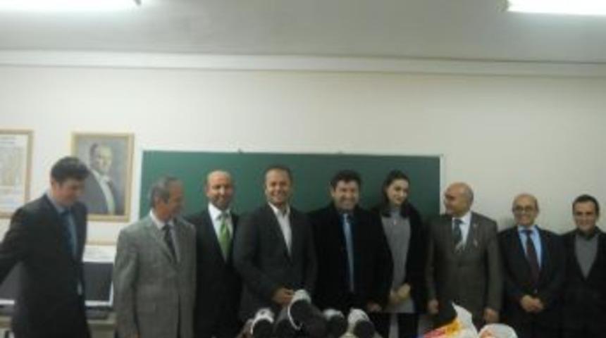 Yunus-der&rsquo;den Spor Malzemesi Yardımı