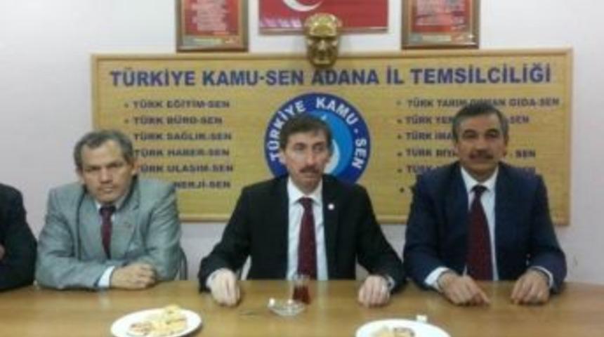 &Uuml;nal: "diyanet'i Kapatmak Tehlikeli Ve Sakıncalı Bir Girişimdir"