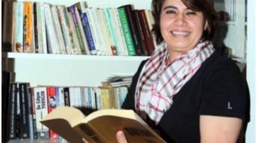 Diyarbakırlı 3 &Ccedil;ocuk Annesi Almanya Siyasetinde Adından S&ouml;z Ettiriyor