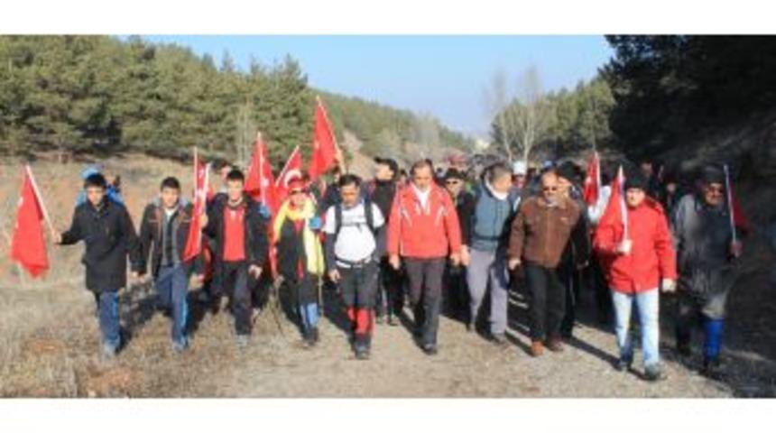 Sivas&rsquo;ta Sarıkamış Şehitlerine Saygı Y&uuml;r&uuml;y&uuml;ş&uuml;