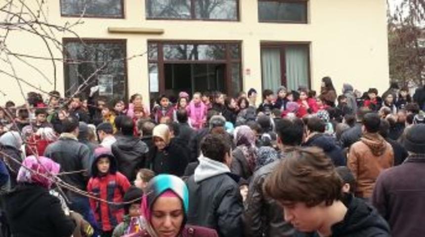 Eskişehir&rsquo;de 9 Bin 300 &Ccedil;ocuk FEM&rsquo;in STS Sınavında Ter D&ouml;kt&uuml;