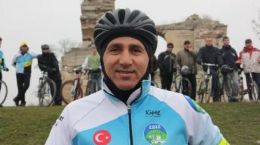 Gazeteciler Adına Pedal &Ccedil;evirdiler