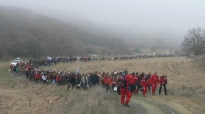 2 Bin Kişi Metristepe'ye Y&uuml;r&uuml;d&uuml;