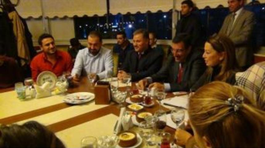 Ak Parti Gen&ccedil;lik Kolları İstişare Toplantısı Yapıldı