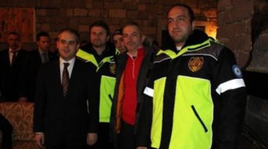 Bakan Kılı&ccedil;, Canik Kurtarma Ekibini Tebrik Etti