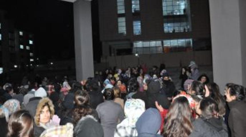 Bing&ouml;l'de KYK &Ouml;ğrencileri Eylem Yaptı