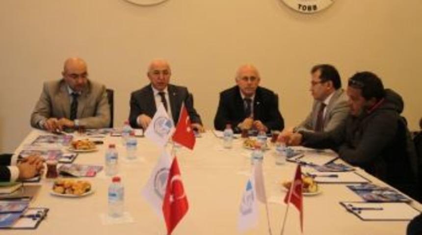 Erciyes'te Turizm Konulu &Ccedil;alıştay Yapıldı