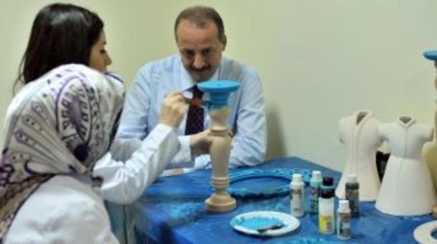 Akg&uuml;l, &Ouml;nce İzledi Sonra Uyguladı