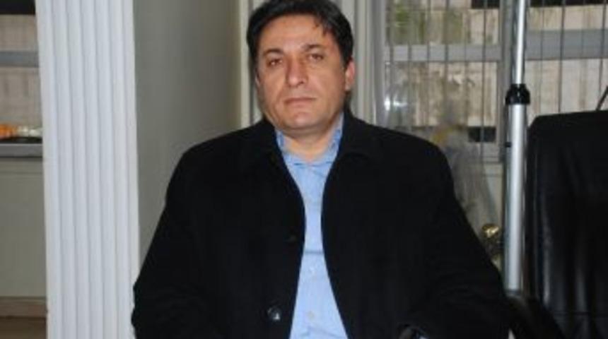 Kar Yağışı Batmanlı &Ccedil;ift&ccedil;inin Y&uuml;z&uuml;n&uuml; G&uuml;ld&uuml;rd&uuml;