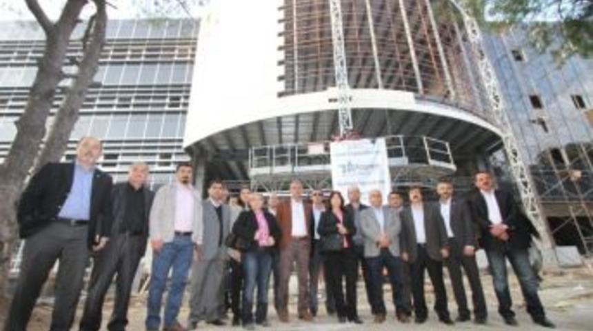 Başkan Şenol&rsquo;dan 2014 Armağanları