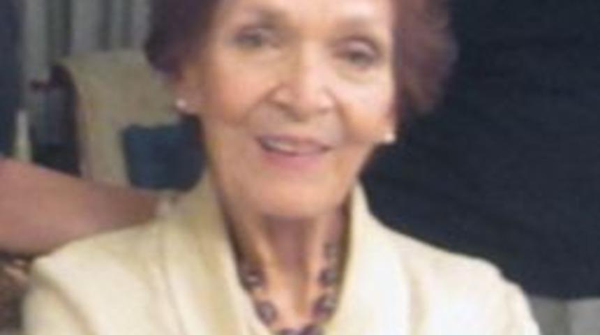 Sultanzade Merhum Celal İris&rsquo;in Eşi Telg&uuml;zar İris Vefat Etti