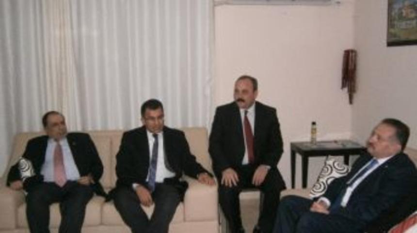 Trabzonlular Hamsi Buluşması'nda Ak Partilileri Konuk Etti