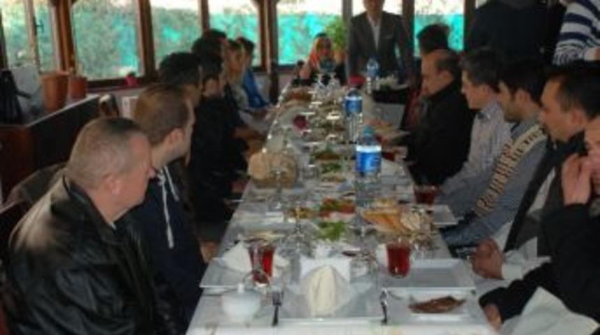 Mustafa &Ouml;zata, Berber Esnafı Bir Araya Geldi