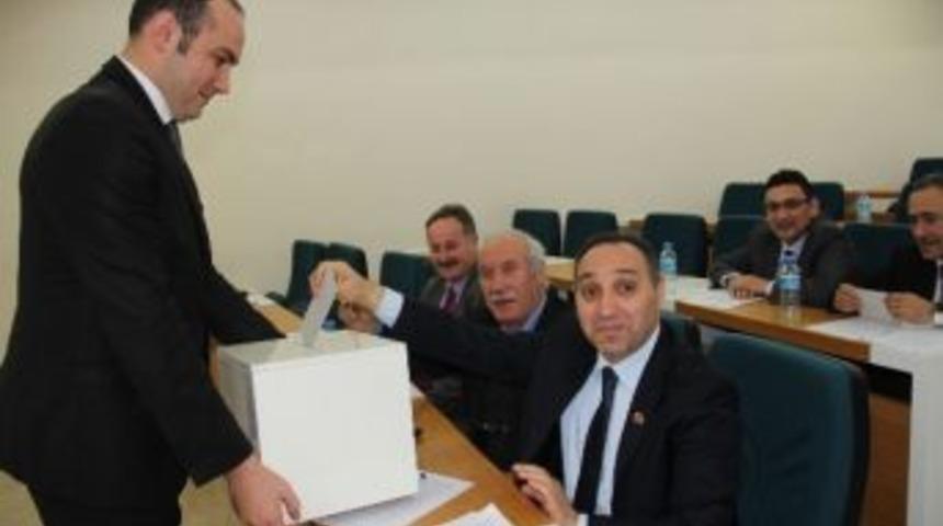 Giresun İl Genel Meclisi'nin Yeni Yılın İlk Toplantısında Se&ccedil;im Heyecanı Yaşandı