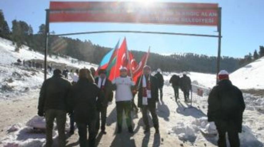 Asimder Sarıkamış Şehitleri İ&ccedil;in Y&uuml;r&uuml;d&uuml;