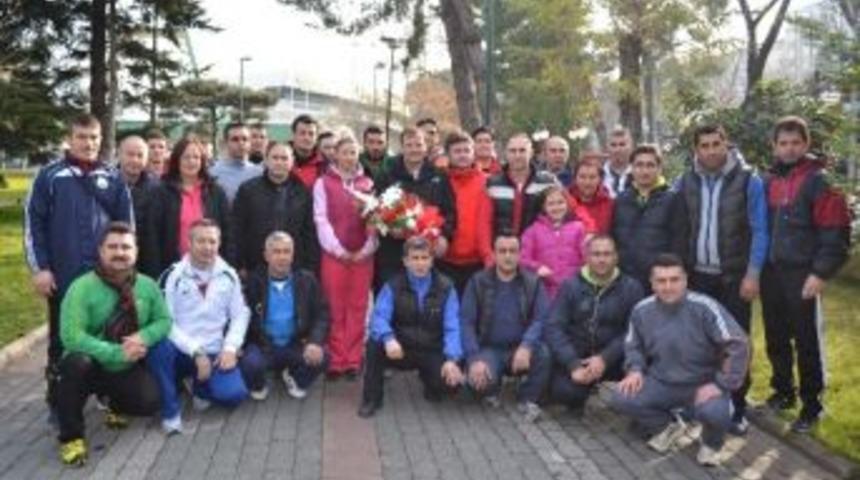 Bursalı Antren&ouml;rlerden Başbakana Kadro Teşekk&uuml;r&uuml;