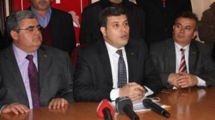 Dp, İki İl&ccedil;ede Belediye Başkan Adayını A&ccedil;ıkladı