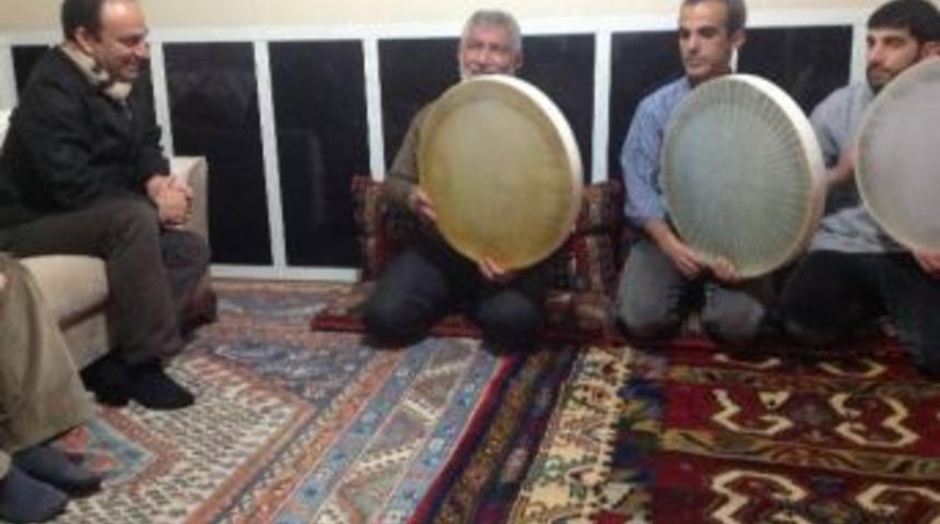 Baydemir İnan&ccedil; Gruplarını Ziyaret Etti