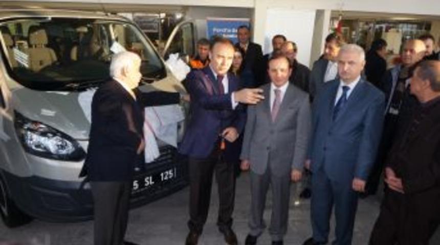 Cindilli Otomomotiv'den Engellilere Minib&uuml;s Jesti