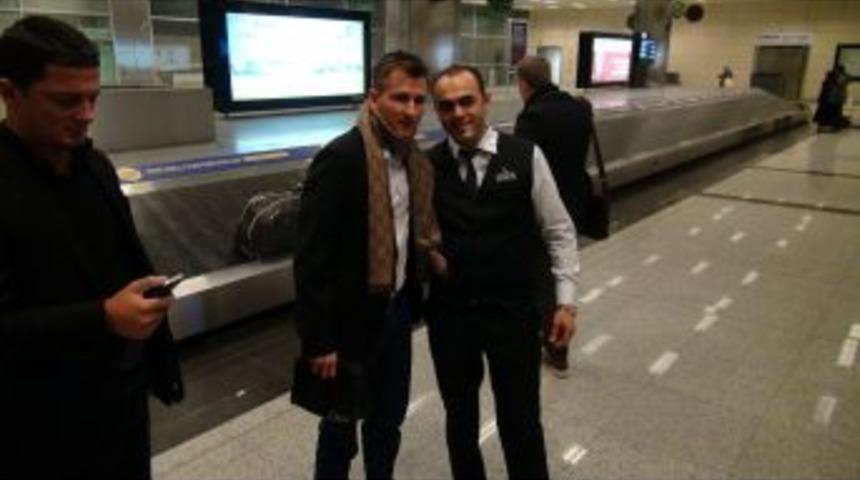 Galatasaray Yeni Transferi Hajrovic İstanbul&rsquo;da
