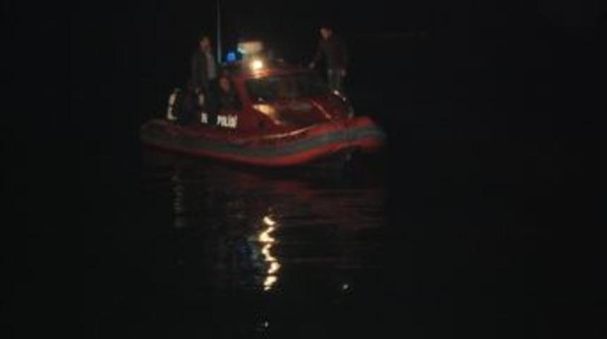 Mersin'de Denizdeki Ara&ccedil;tan Iki Ceset &Ccedil;ıkarıldı