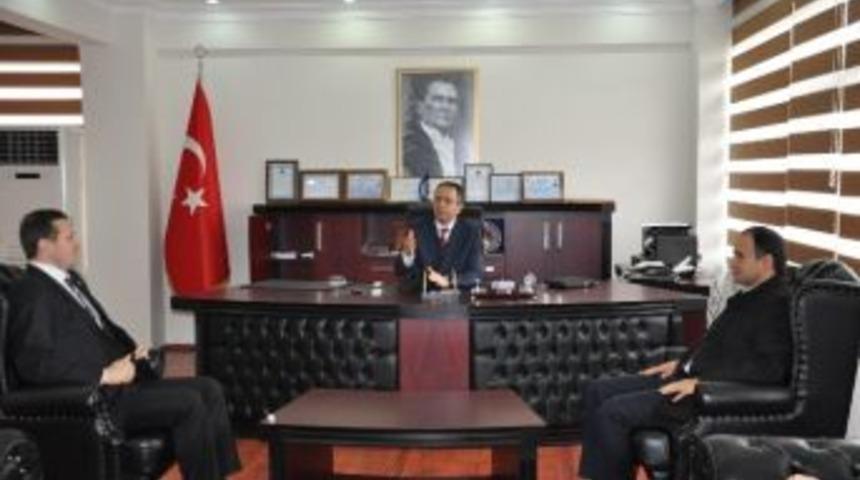 Akay, Se&ccedil;im Startını Kaymakamlıkta Verdi