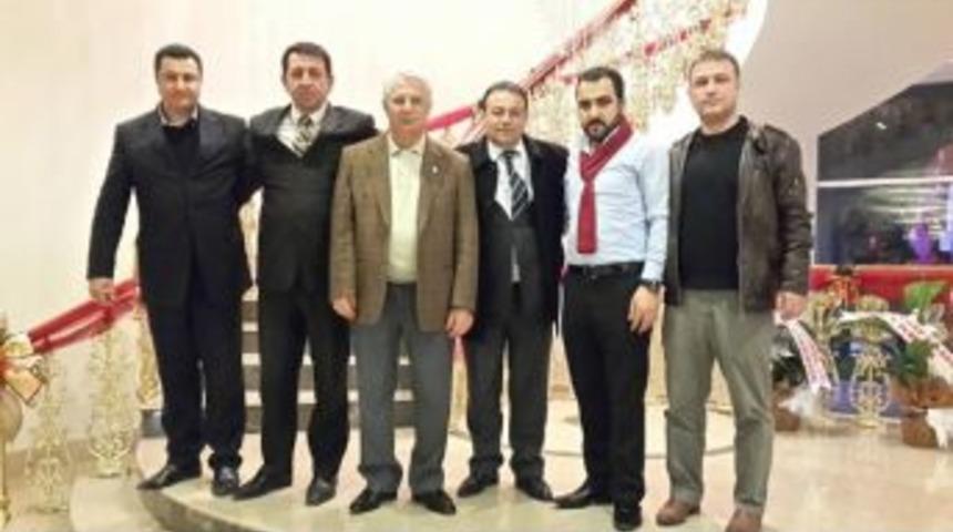 &Ccedil;erkezk&ouml;y Şof&ouml;rler Ve Otomobilciler Esnaf Odası Başkan Adayı Şahin İstişare Toplantılarını S&uuml;rd&uuml;r&uuml;yor