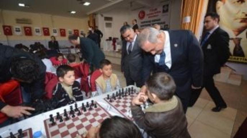 Osmaniye'de Kurtuluş Kupası Satran&ccedil; Turnuvası