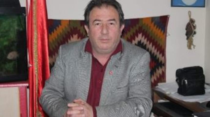 Demokrat Parti İl Başkanı Akif Ak&ouml;zbek: