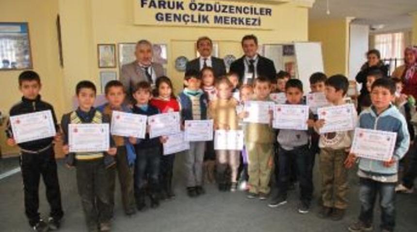 Silifke&rsquo;de K&uuml;&ccedil;&uuml;kler Satran&ccedil; Şampiyonası Sona Erdi