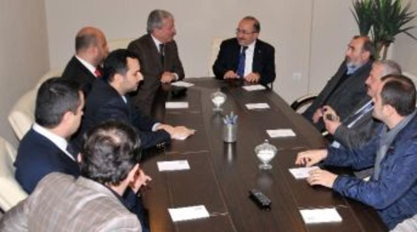 Başkan G&uuml;mr&uuml;k&ccedil;&uuml;oğlu, M&uuml;siad&rsquo;ı Ziyaret Etti