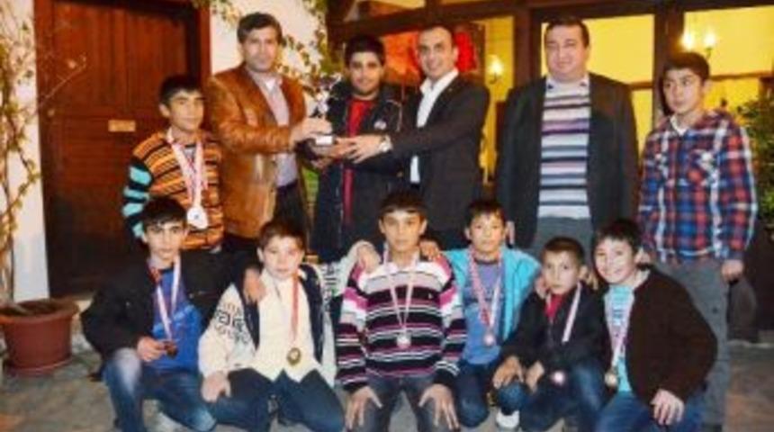 Kozanlı G&uuml;reş&ccedil;ilerin Başarısı