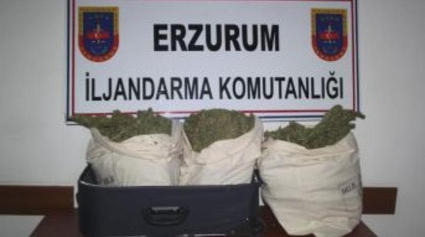 Erzurum&rsquo;da 15 Kilo 112 Gram Esrar Ele Ge&ccedil;irildi