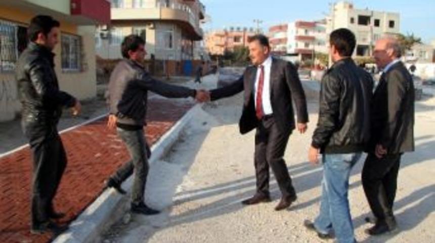 Toroslar'da Beton Parke Kaldırım Yenileme &Ccedil;alışmaları S&uuml;r&uuml;yor