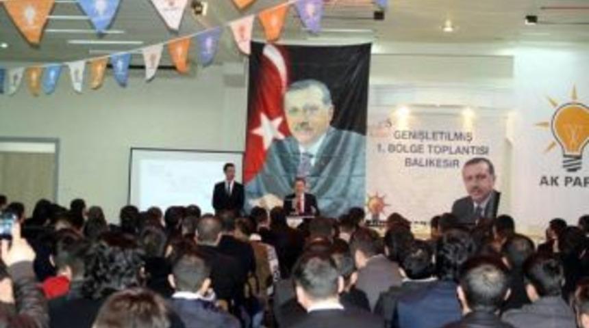 Ak Parti Gen&ccedil;lik Kolları 2014'&uuml;n İlk Genişletilmiş B&ouml;lge Toplantısını Yaptı