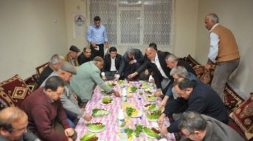 T&uuml;t&uuml;nc&uuml;, &ldquo;her Zaman Hemşehri Derneklerinin Yanında Olduk&rdquo;